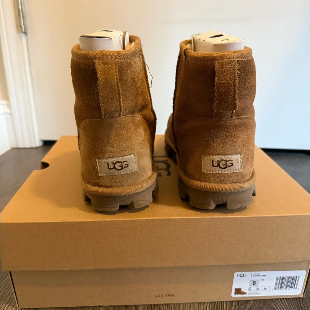 UGG Essential Mini Bootie - Picture 5 of 5